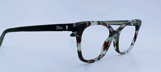 Christian Dior Montaigne n°37