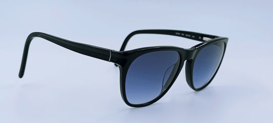 Karl Lagerfeld KL794