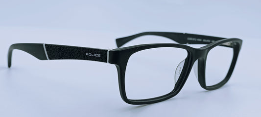 POLICE V1919 CLOSE UP2