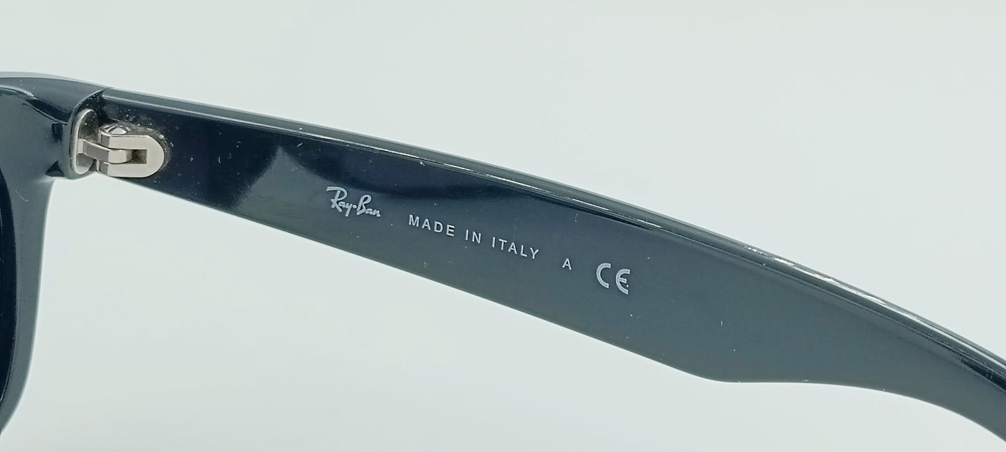 Ray-Ban RB2132 NEW WAYFARER