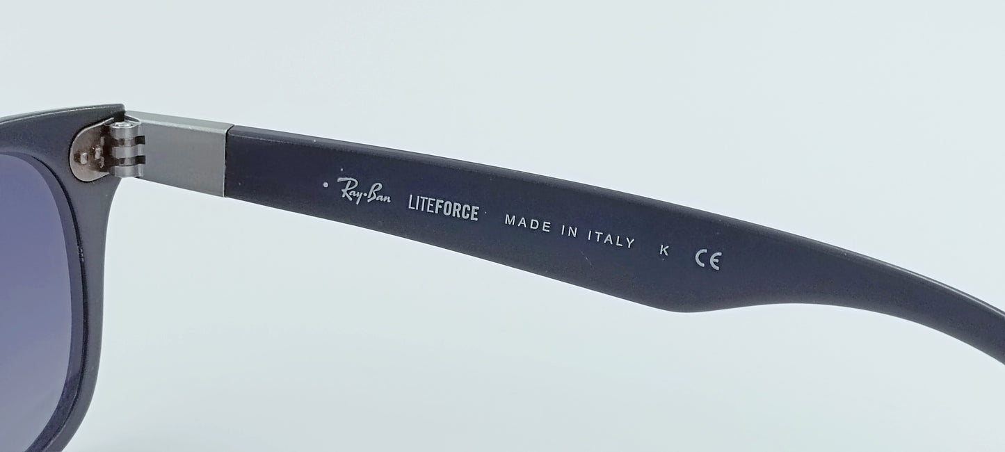 Ray-Ban LIFEFORCE RB7032