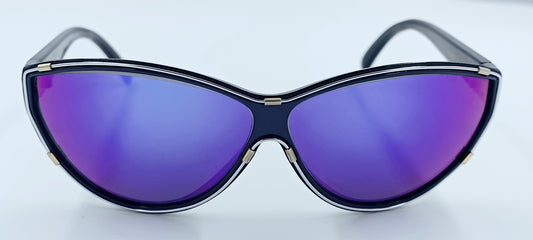 GUY LAROCHE Paris 126.808