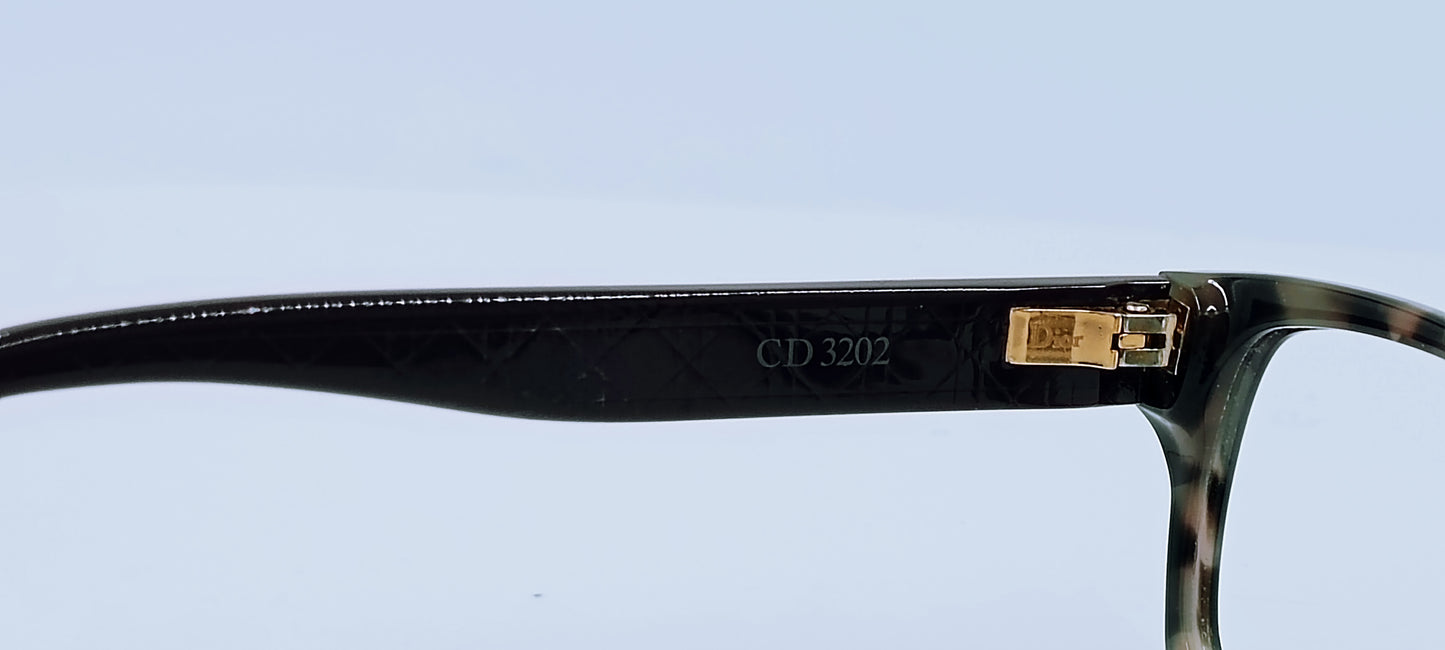 CHRISTIAN DIOR CD3202