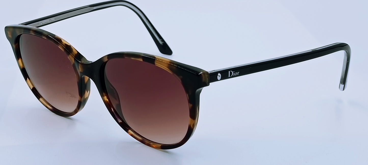 Christian Dior n°16 DIOR MONTAIGNE