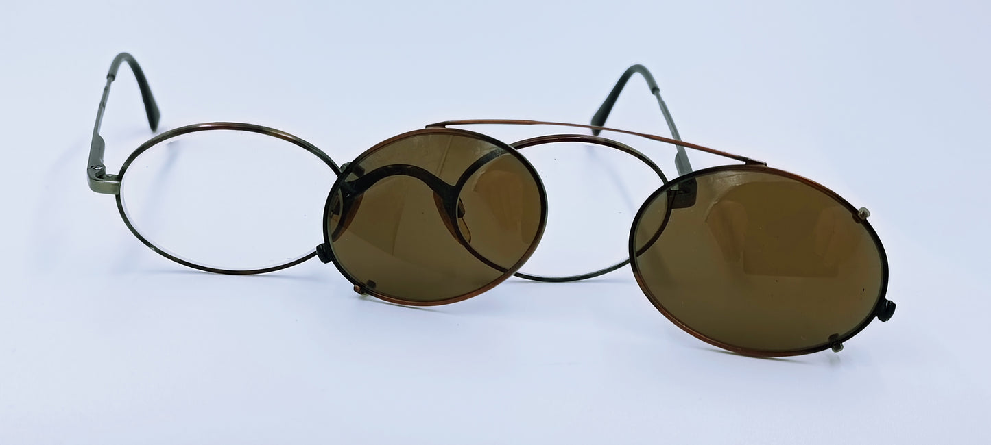 Giorgio Armani 122 Vintage Clip On
