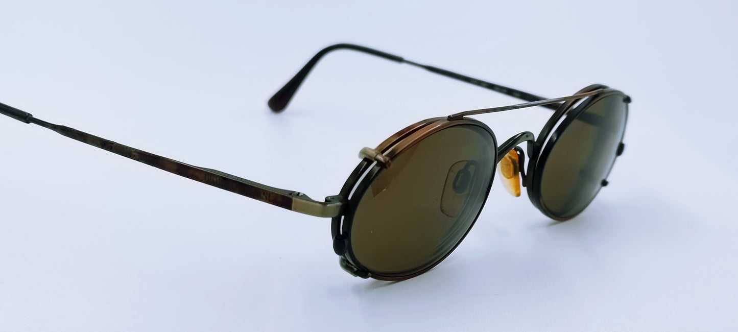 Giorgio Armani 122 Vintage Clip On