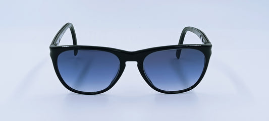 Karl Lagerfeld KL794