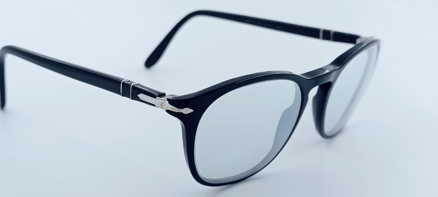 Persol 3007-V