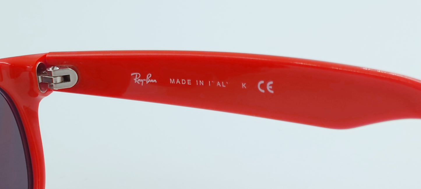 Ray-Ban RB2132 NEW WAYFARER