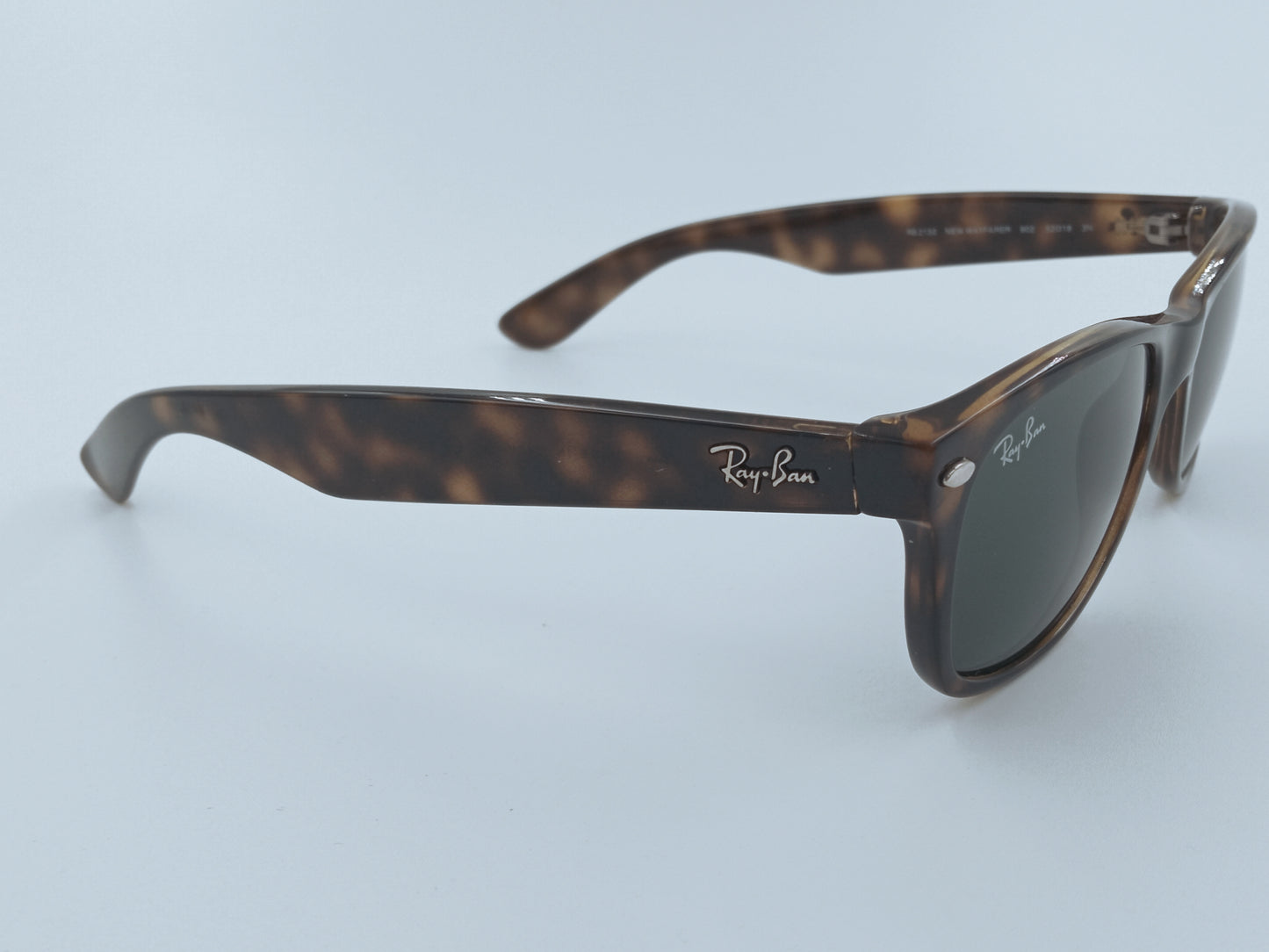 Ray Ban RB2132 NEW WAYFARER