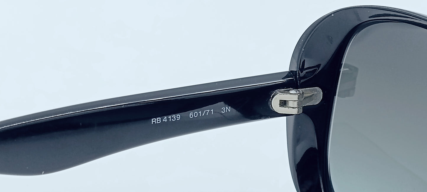 Ray-Ban RB4139