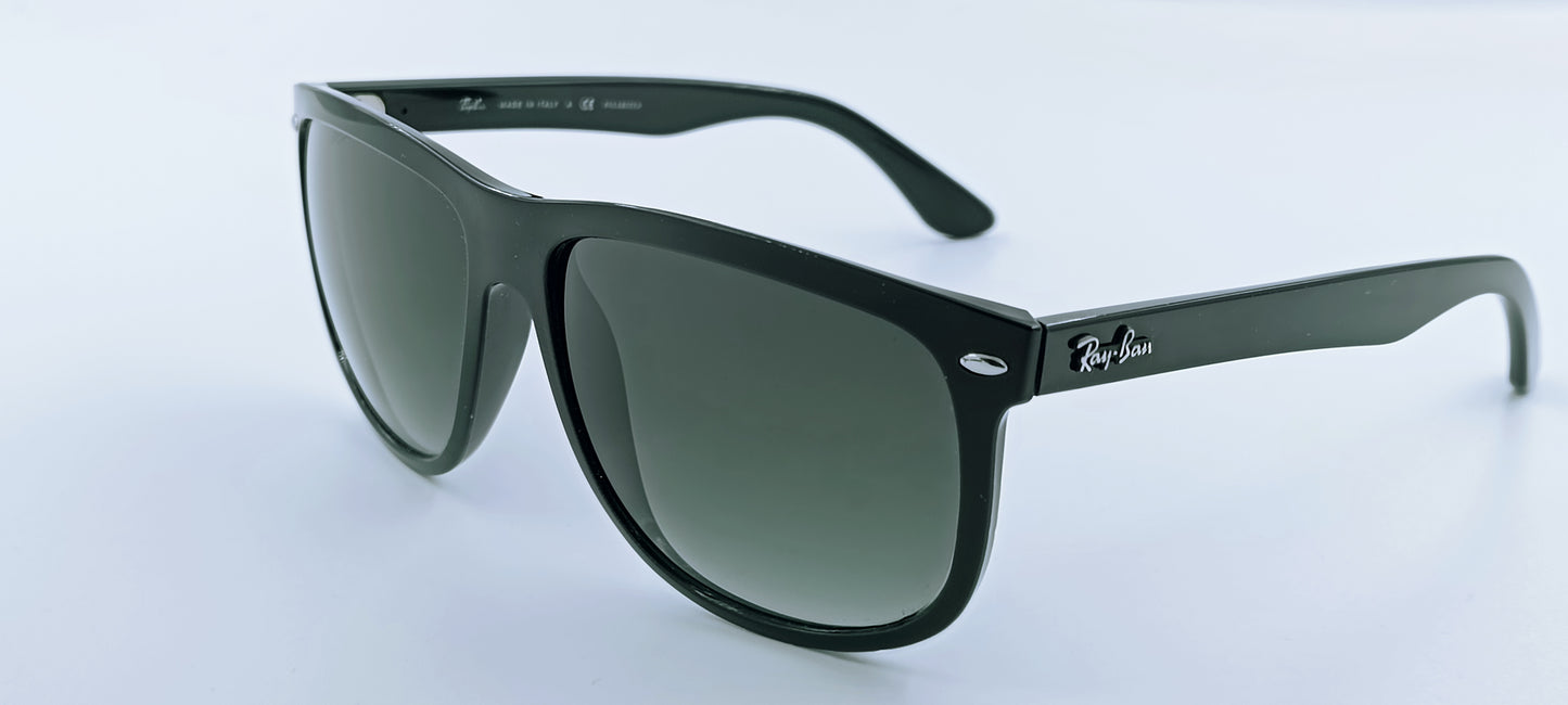 Ray-Ban RB4147