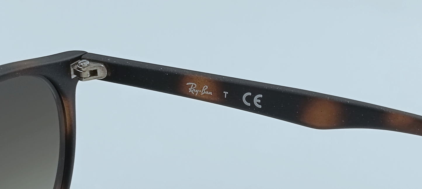 Ray-Ban T RB7046