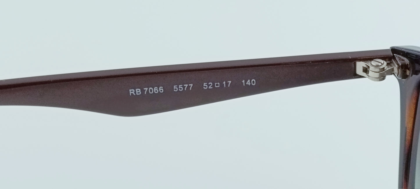 Ray-Ban RB7066
