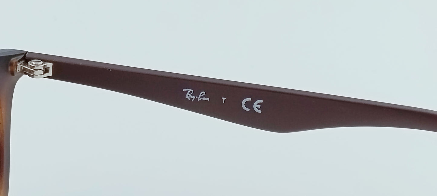 Ray Ban T RB7047