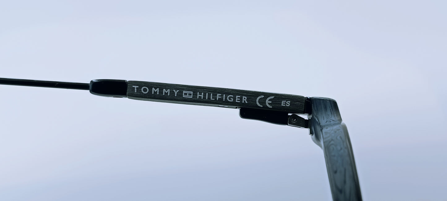 TOMMY HILFIGER TH1384