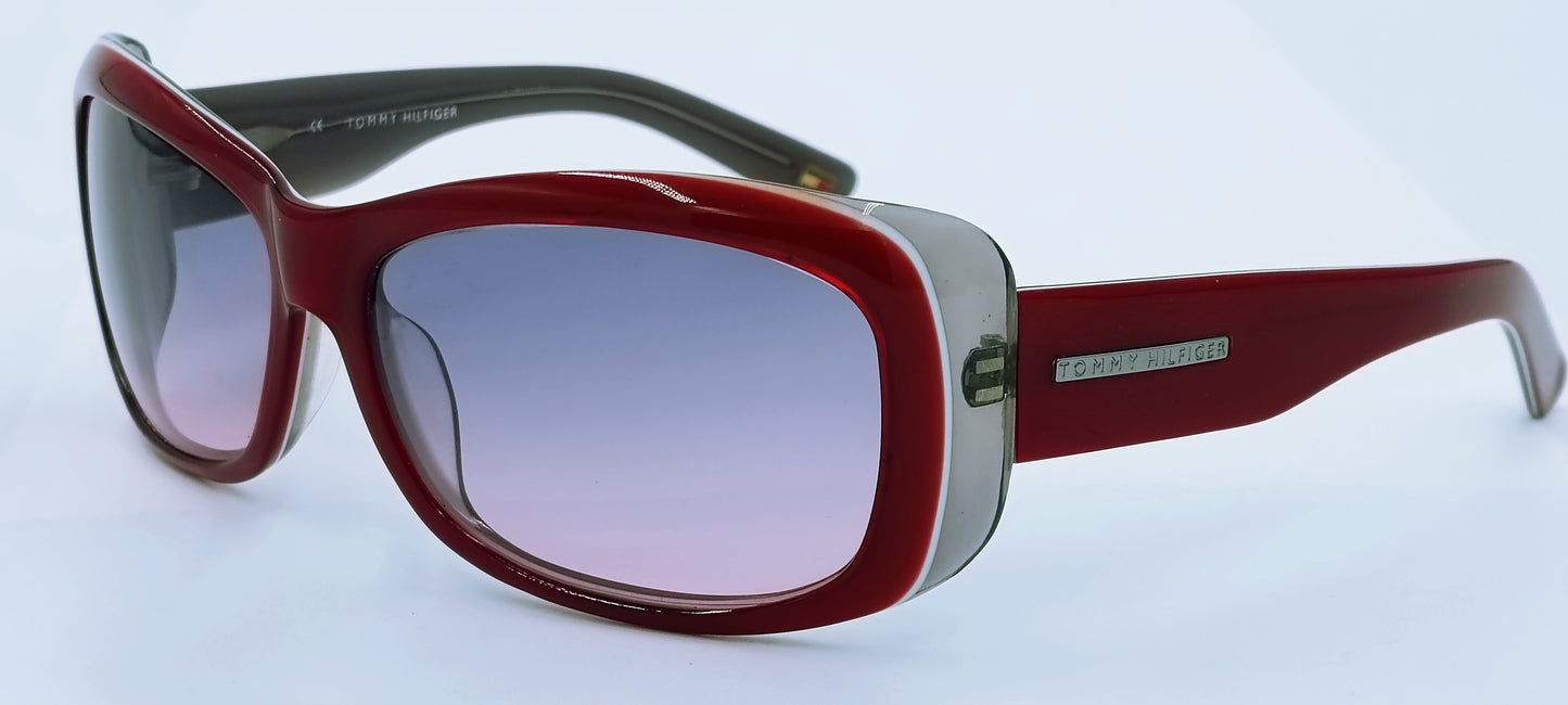 Tommy Hilfiger TH7084