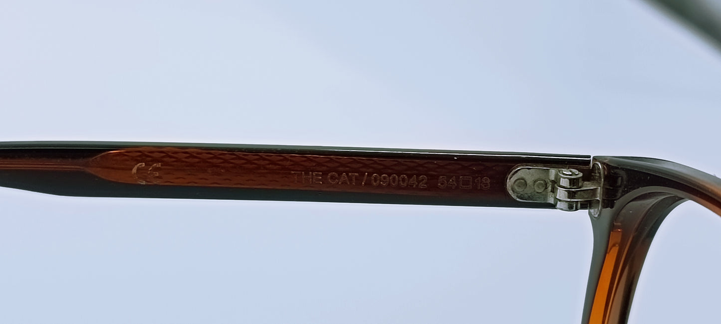 VIU THE CAT 090042 SWISS DESIGN