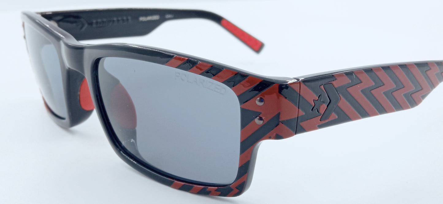 converse Final Strech red lichtning