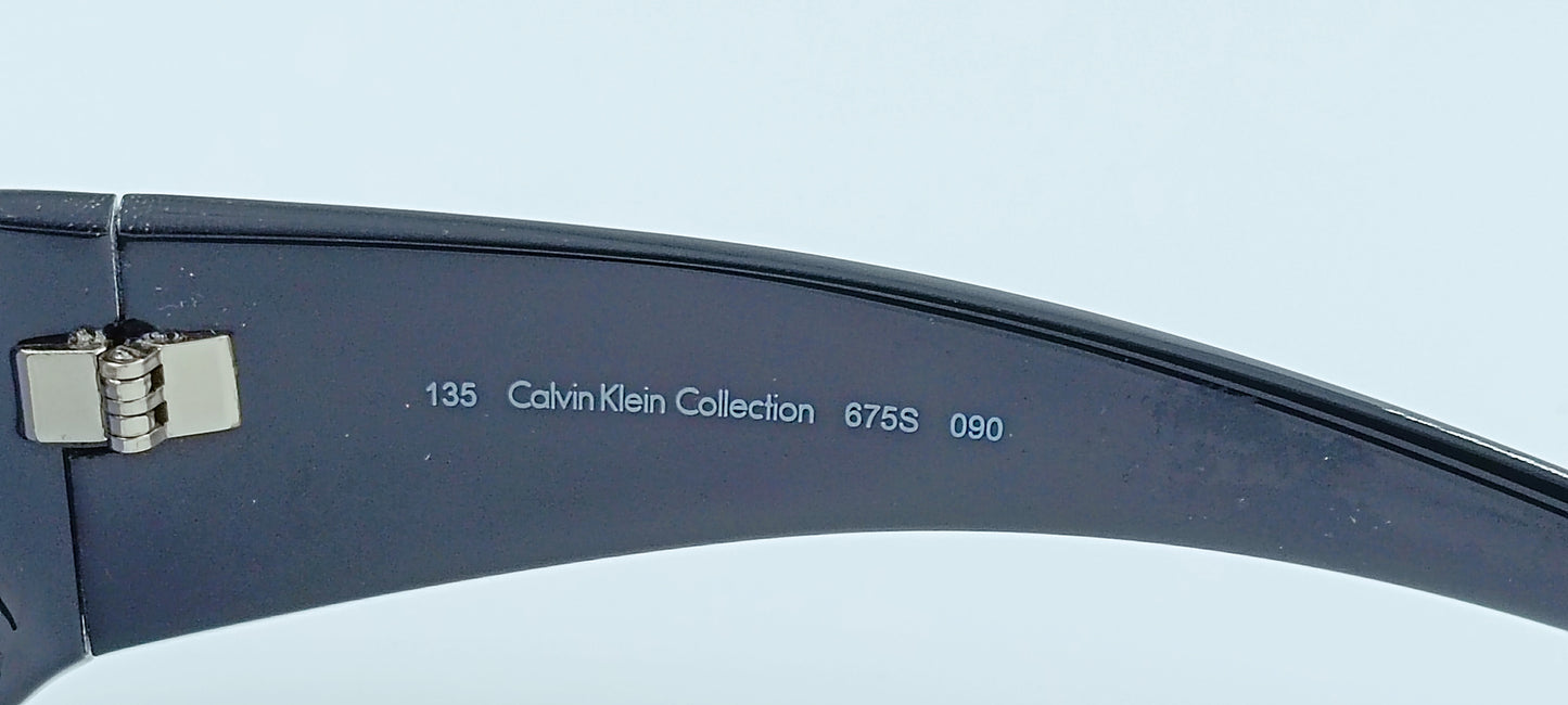 Calvin Klein 675S