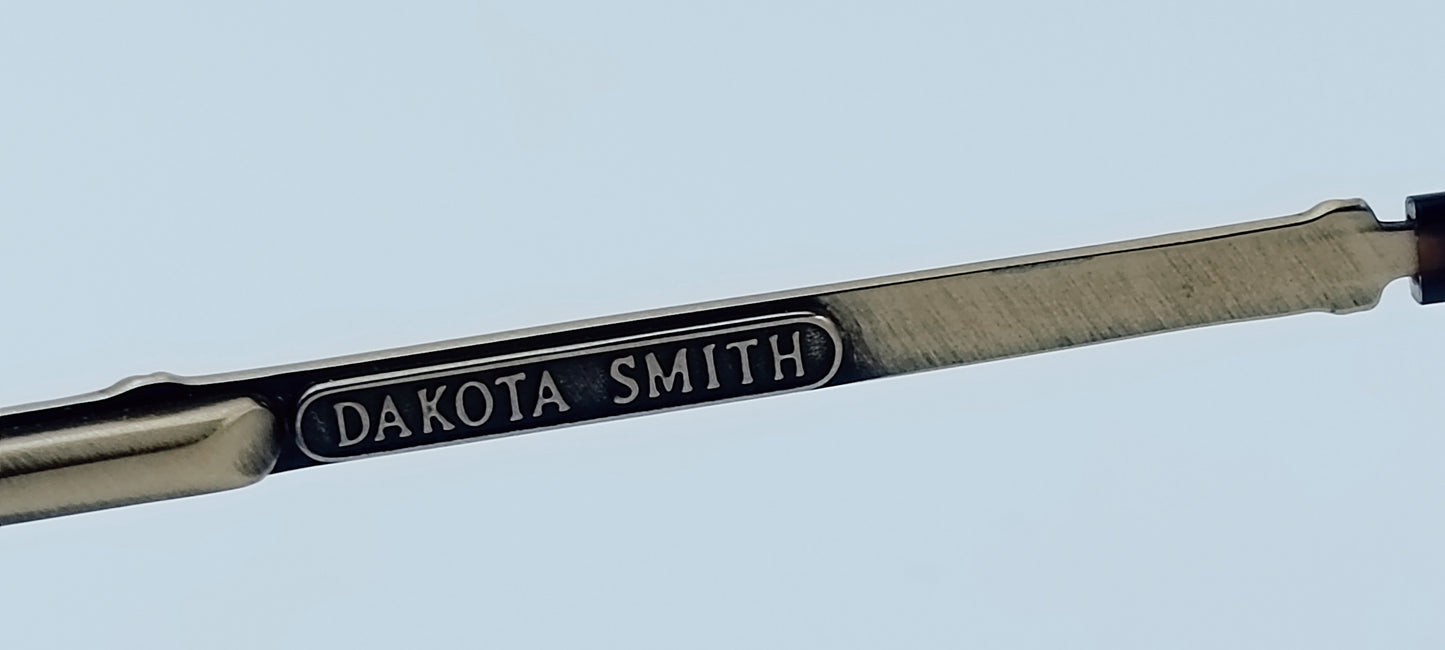 Dakota Smith Antique Gold 0229