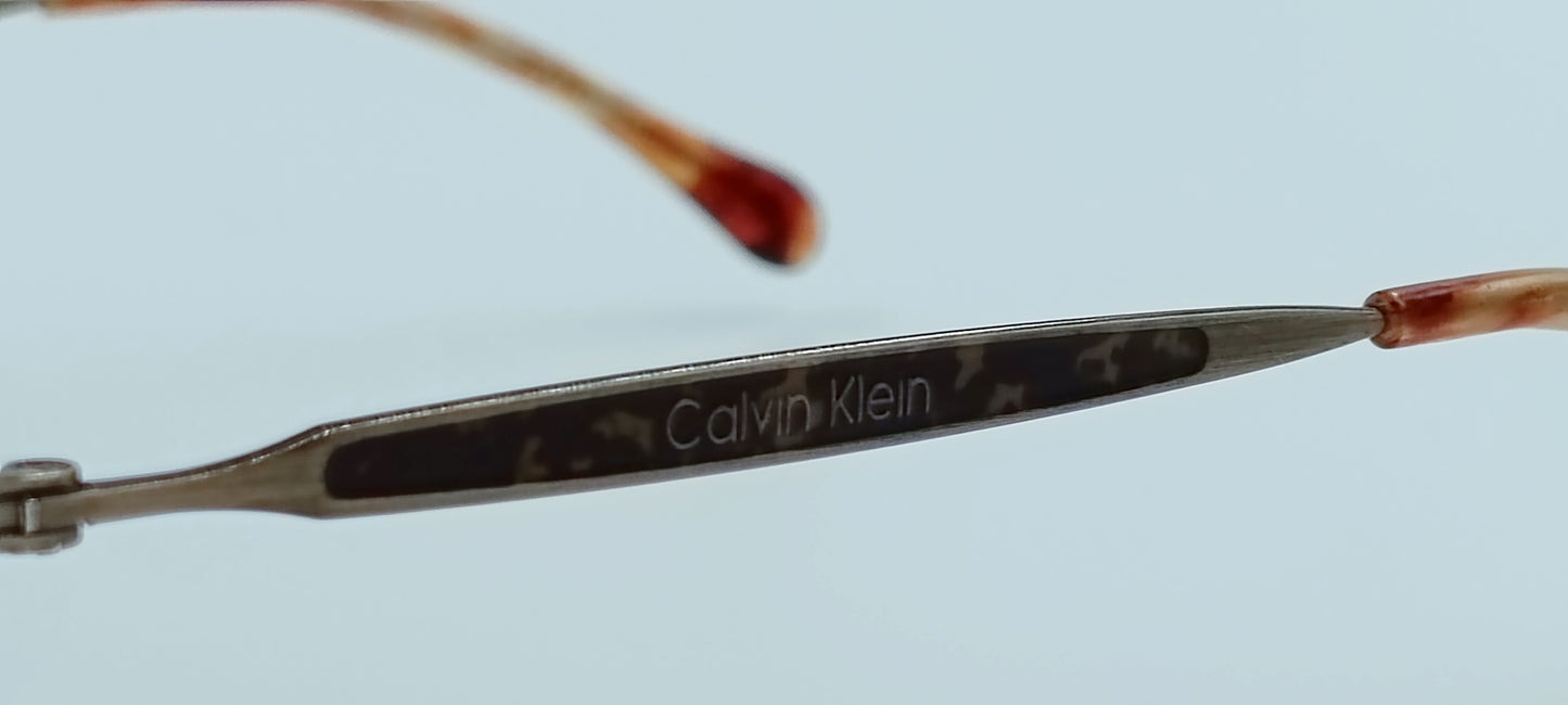 Calvin Klein 241S