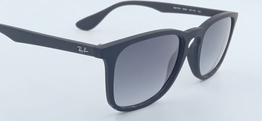 Ray Ban T RB7074