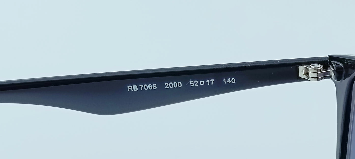 RayBan RB7066
