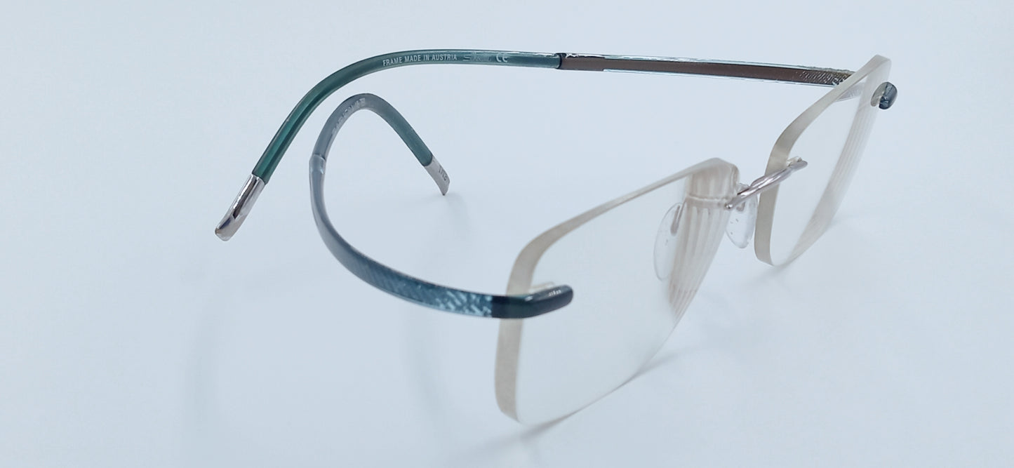 Silhouette 6752 Titan